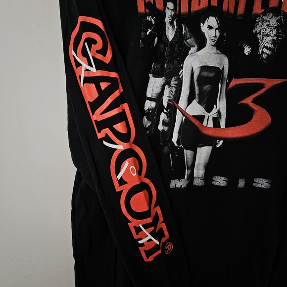 *SOLD* Capcom Resident Evil 3 : Nemesis rare longsleeve shirt - Picture 3 of 3